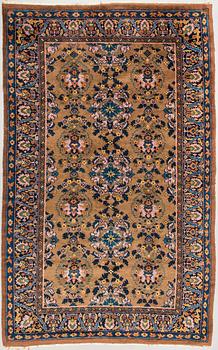 A carpet, oriental, ca 265 x 167 cm.