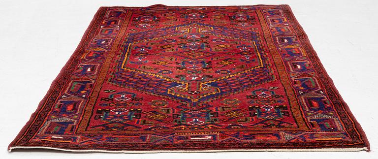 An north west Persian carpet, c. 197 x 124 cm.