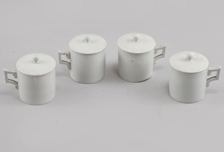 KOPPAR MED LOCK, 4 st, porslin, Kina, 1800-talets första del.