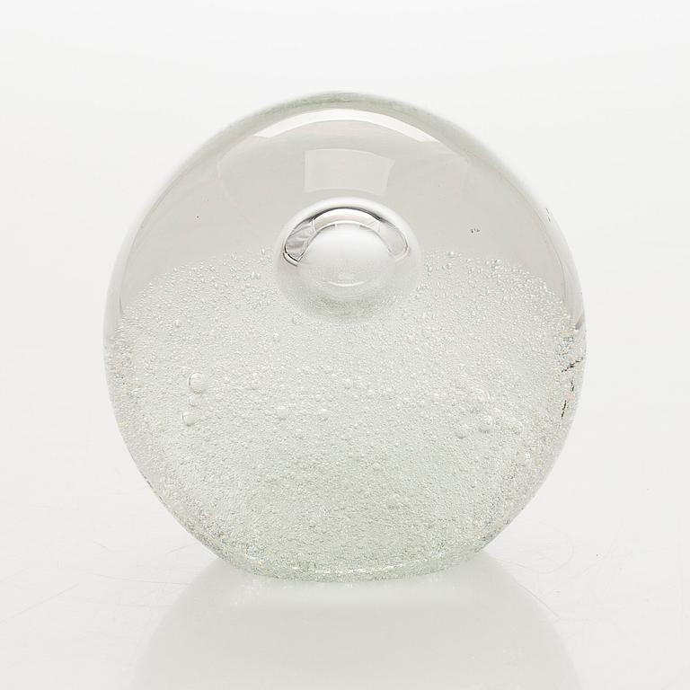 Timo Sarpaneva, veistos "Claritas Utupallo", signeerattu Timo Sarpaneva 88 / 1988.