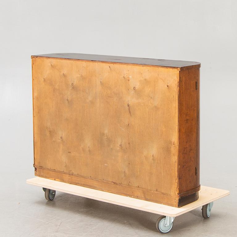 An Art deco 1930/40s birch book case.