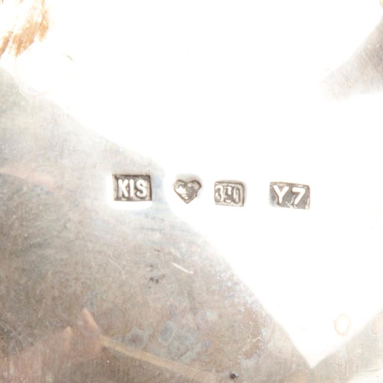 SOCKERSKÅL samt GRÄDDSNÄCKA, silver, finska stämplar KIS 1976. Vikt 575 g.