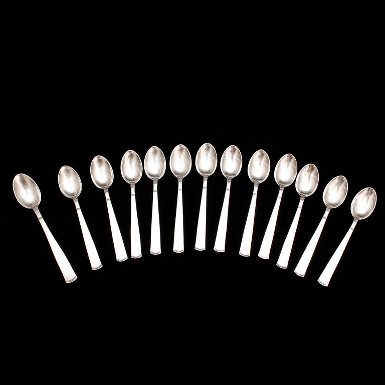 BESTICKSERVIS, 102 delar, silver, "Rosenholm", GAB, Stockholm, bland annat 1976. Vikt ca 2177g.