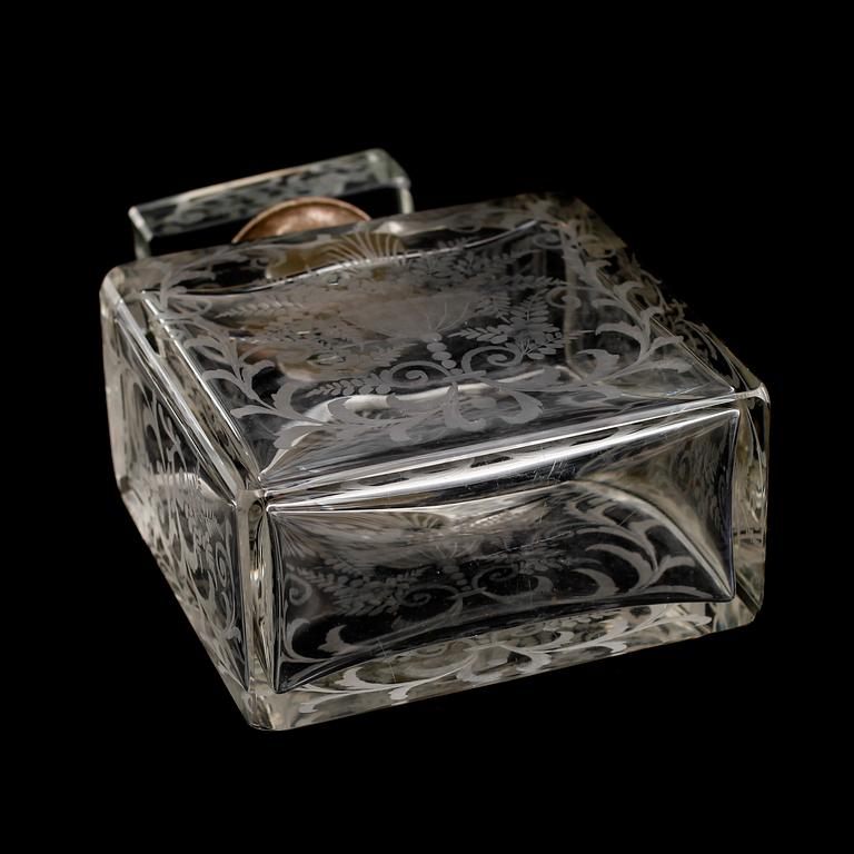 KARAFF MED PROPP, glas, med silverbeslag, svenska stämplar 1947.