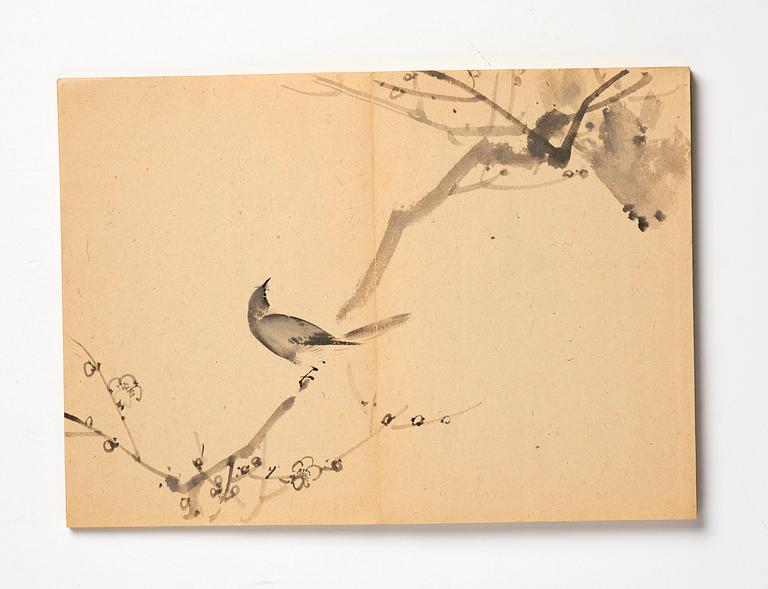 Two Chinese albums, one empty, early 20th century.