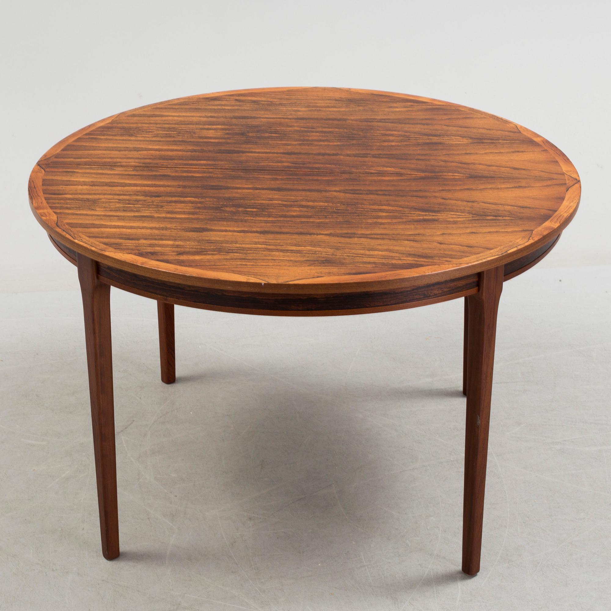 DINING TABLE, probably 1960s. - Bukowskis