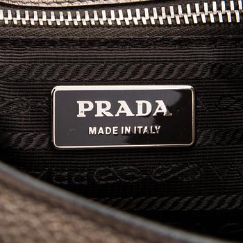 Prada, laukku.