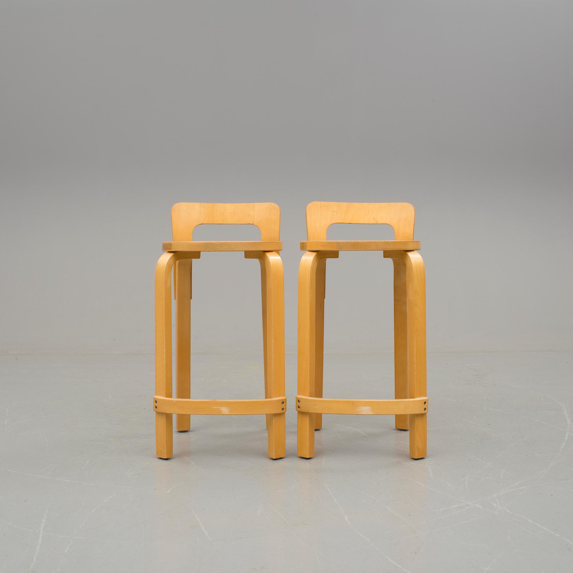 ALVAR AALTO, barstolar, ett par, "K65", Artek. Modellen formgiven 1935.
