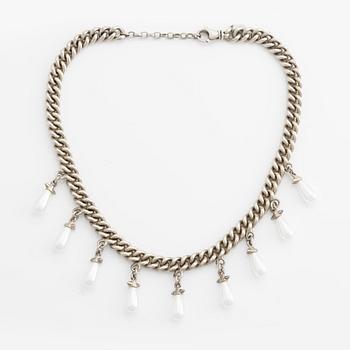 Maria Nilsdotter, collier, "Chunky Chain Pearls Necklace".