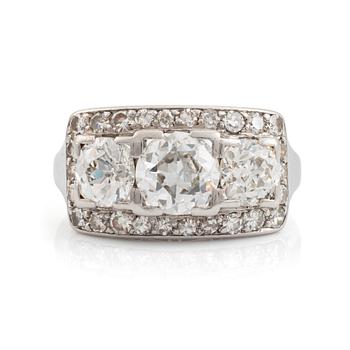 474. A WA Bolin platinum ring set with old- and eight-cut diamonds.