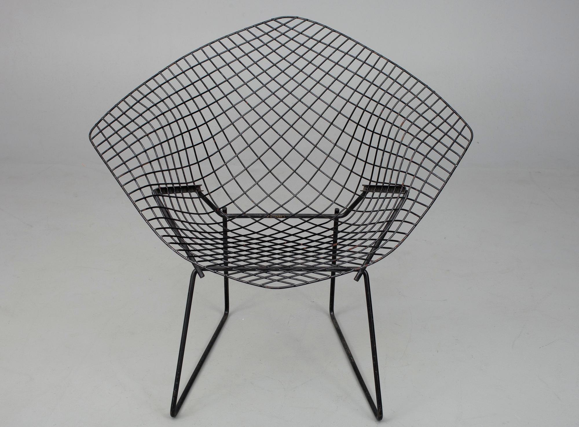 NOJATUOLI,  "Diamond Chair", Harry Bertoia. 1900-luvun loppupuoli.