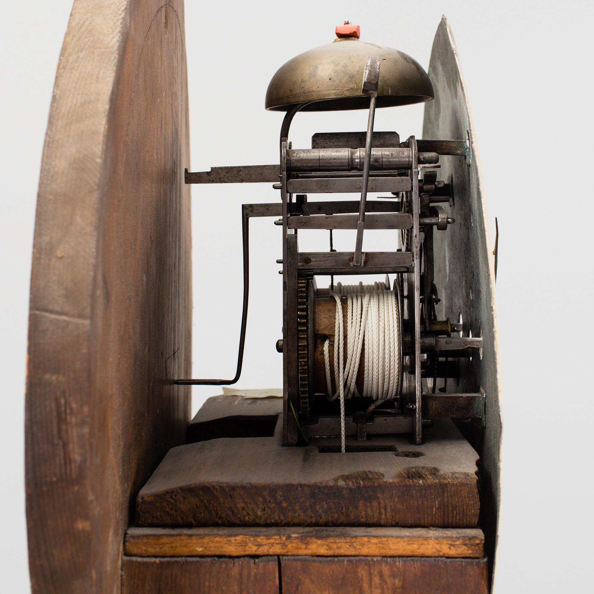 A LATE 18TH CENTURY LONG CASE CLOCK BY CARL FREDRIK FRÉN.