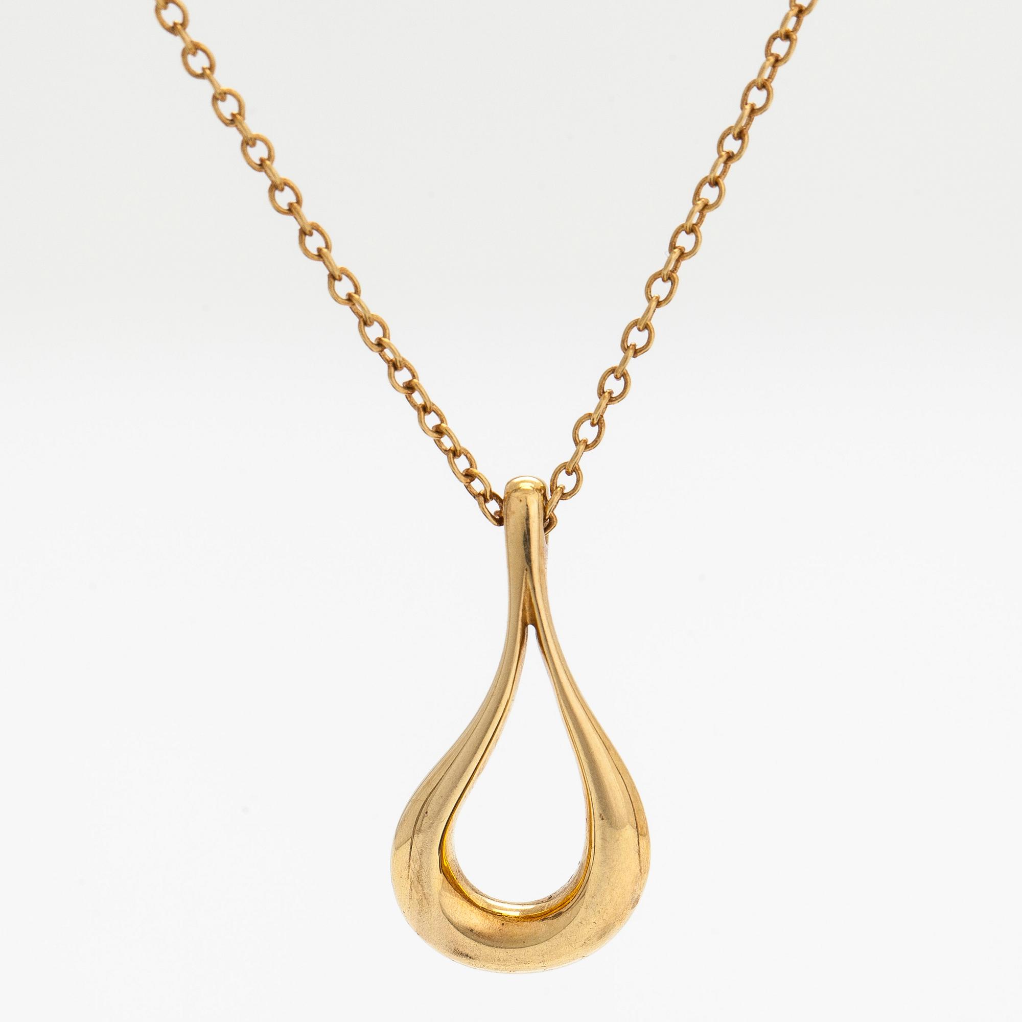 Tiffany & Co, Elsa Peretti, an 18K gold 'Open Teardrop' necklace.