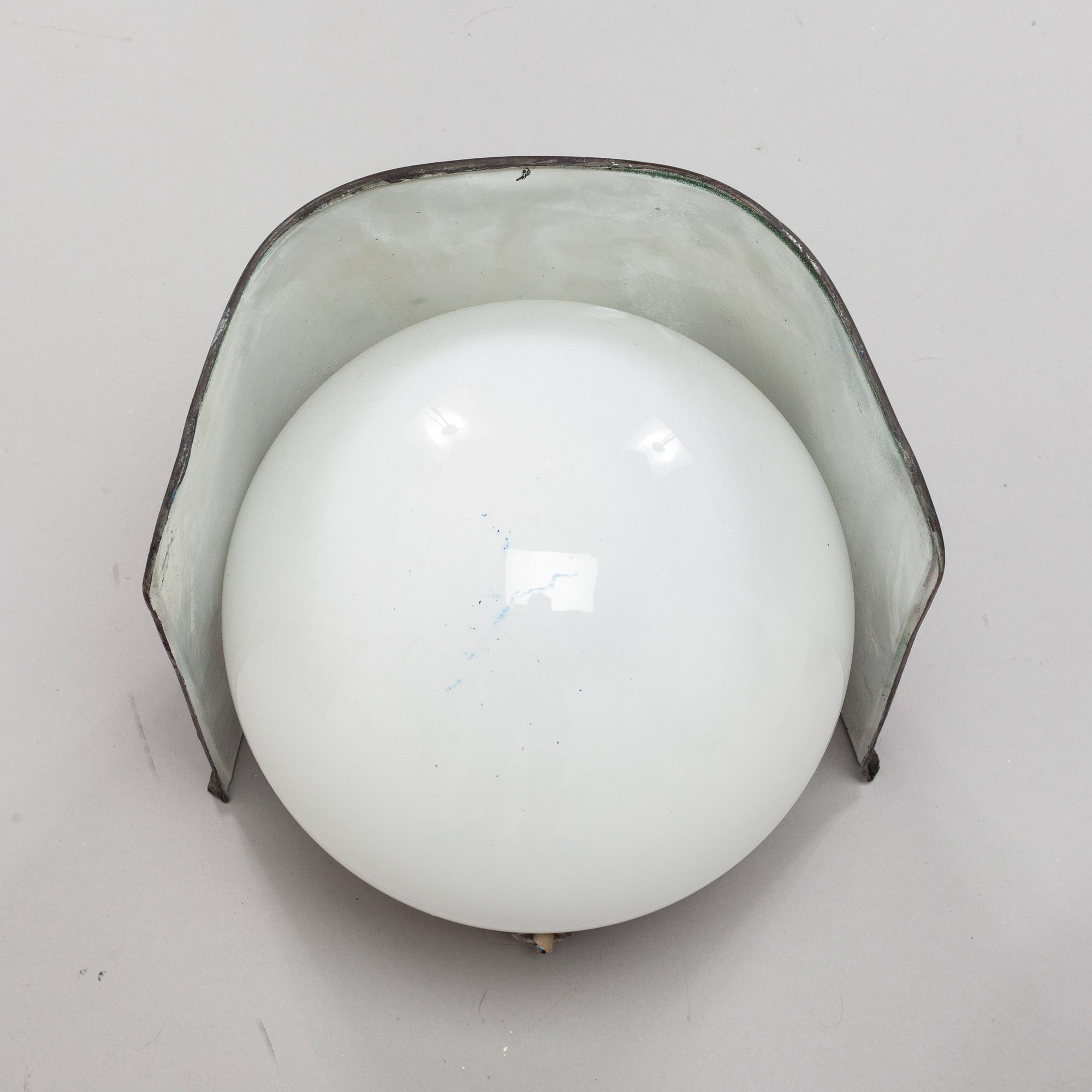 Wall lamp / outdoor lighting, a pair, Sähköliikkeiden Oy (SLO), Finland 1930-40s.