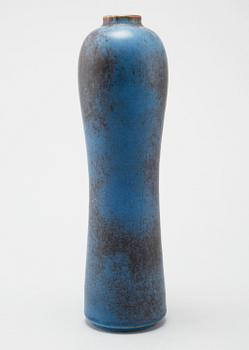 GUNNAR NYLUND, three vases in ceramic, Rörstrand, from the second half of the 20th century.