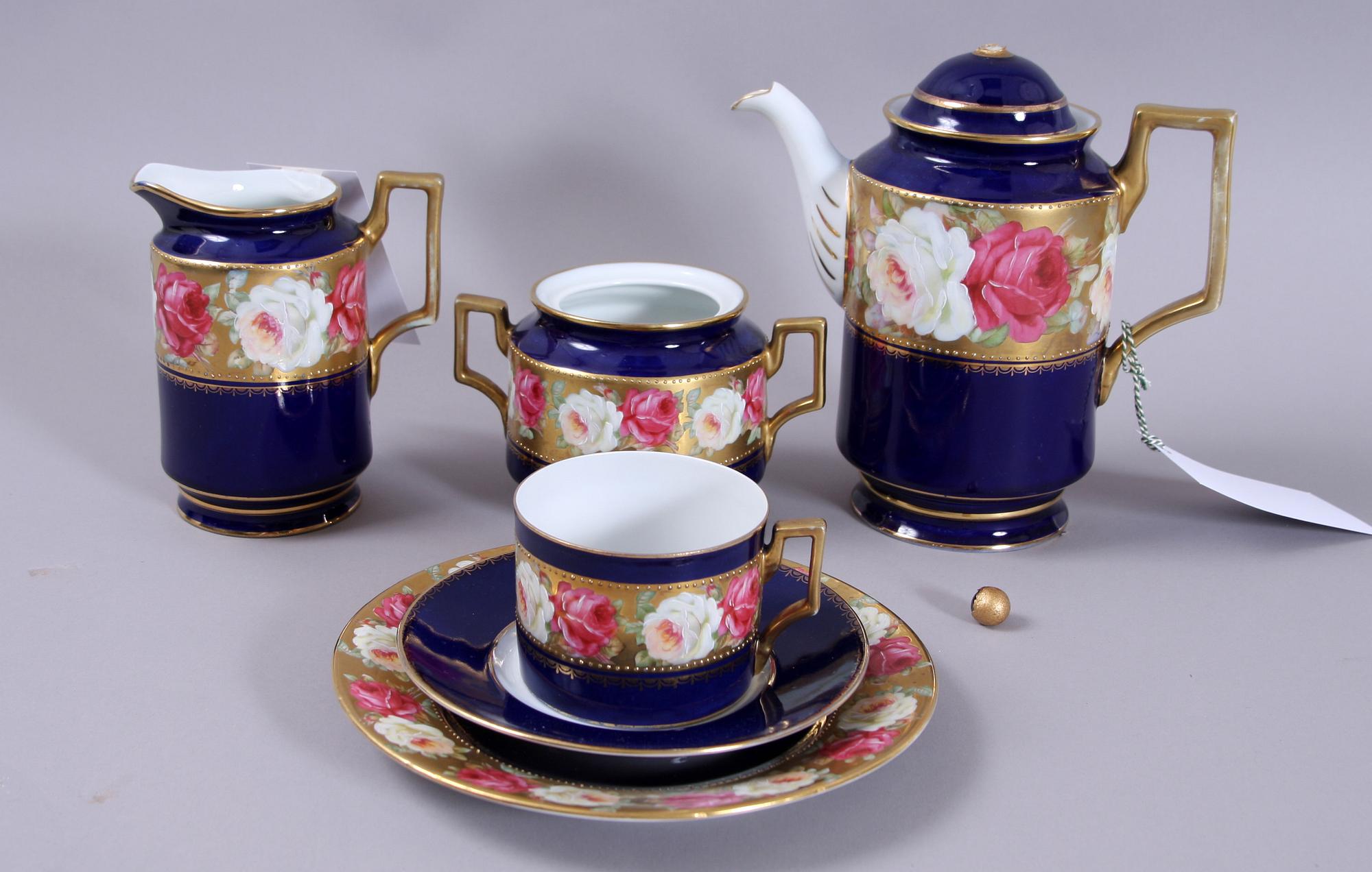 SERVISDELAR, 11 st. Porslin, Eichwold, 1800-tal.