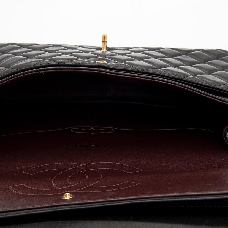 Chanel, väska, "Maxi Double Flap Bag", 2011.