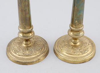 KANDELABRAR, 1 par, mässing, 1800-talets andra hälft.