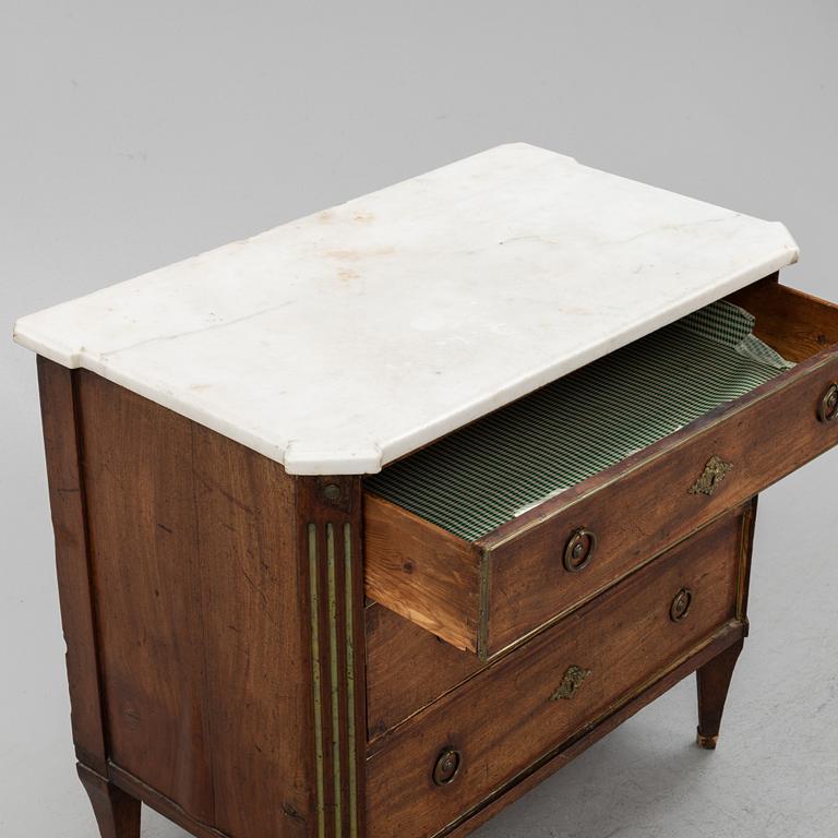 A late gustavian commode.