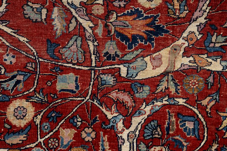 An antique central Persian carpet, c. 307 x 233 cm,