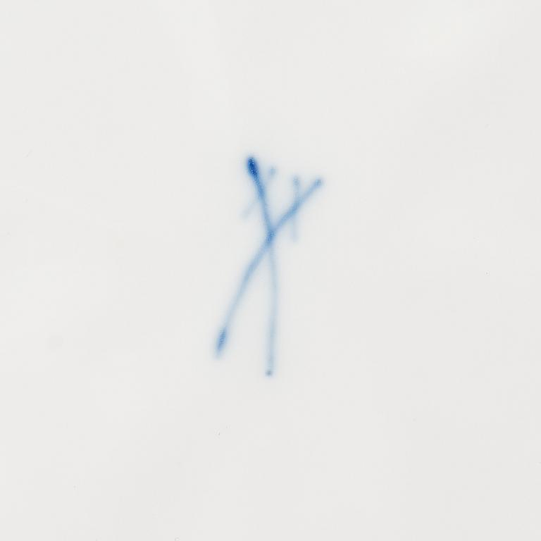 A Meissen porcelain bowl, 20th century.