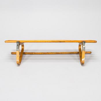 Alvar Aalto, hatthylla/ klädhängare, O.Y. Huonekalu-ja Rakennustyötehdas A.B.1930/1940-tal.