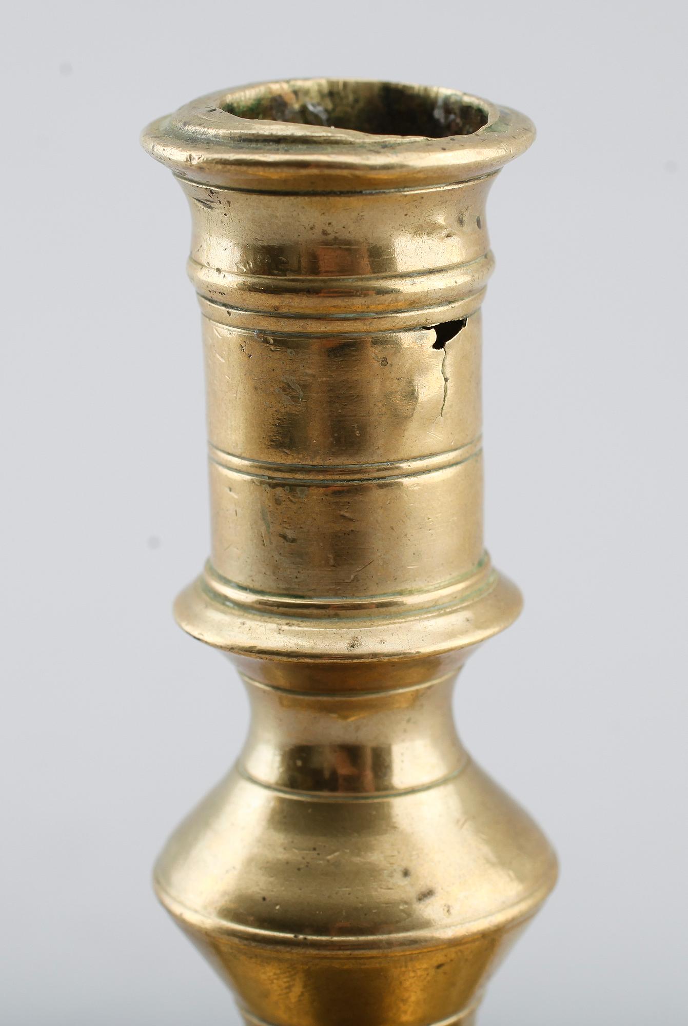 LJUSSTAKE, mässing, 1600-tal.