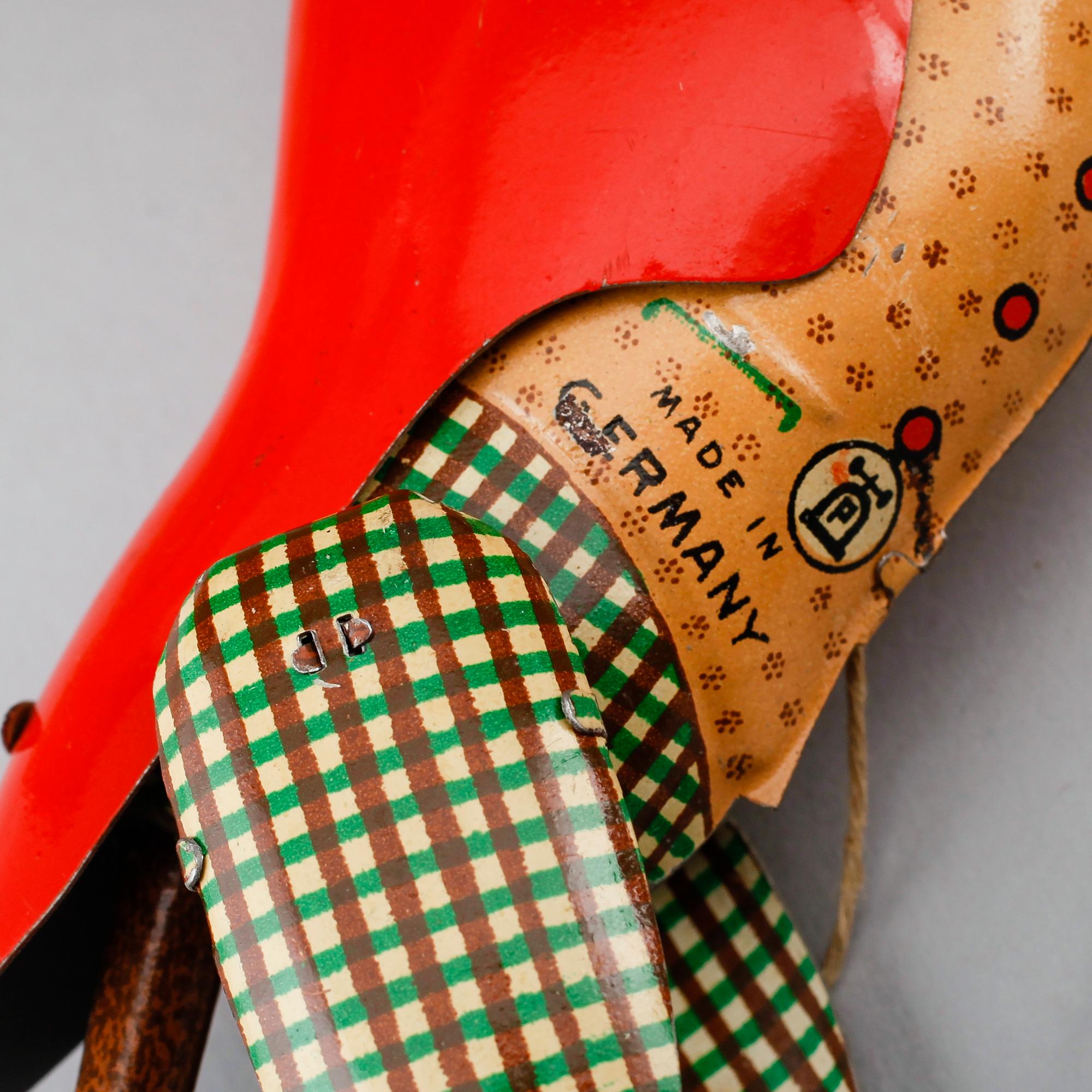 MEKANISKA LEKSAKER, 3 st,  bl a litograferad plåt, 1900-talets första hälft.