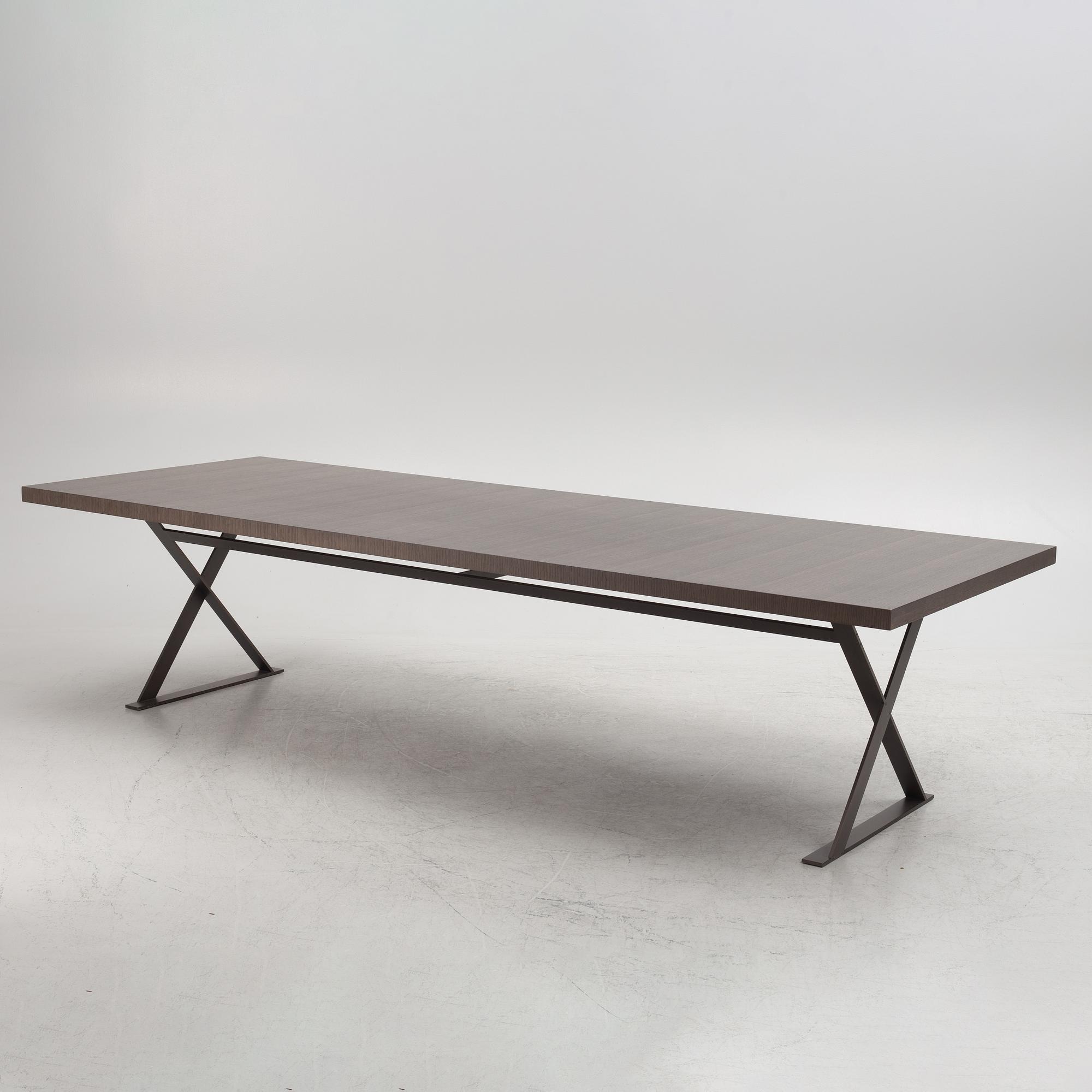 Antonio Citterio, dining table, "Pathos", Maxalto, B&B Italia.