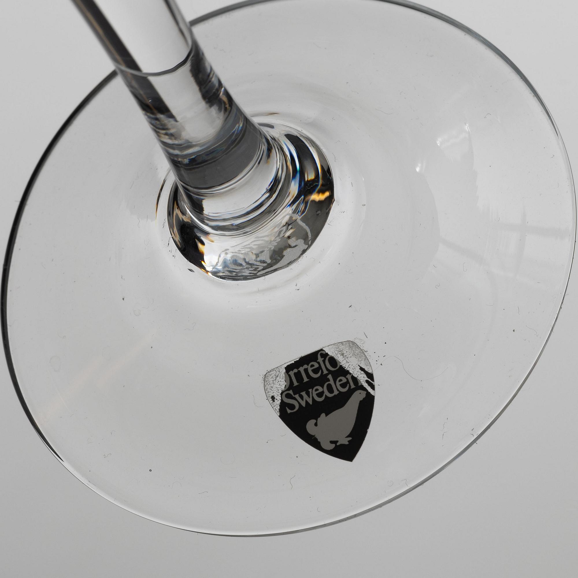 Gunnar Cyrén, 17 champagne flutes, 'Helena', Orrefors.