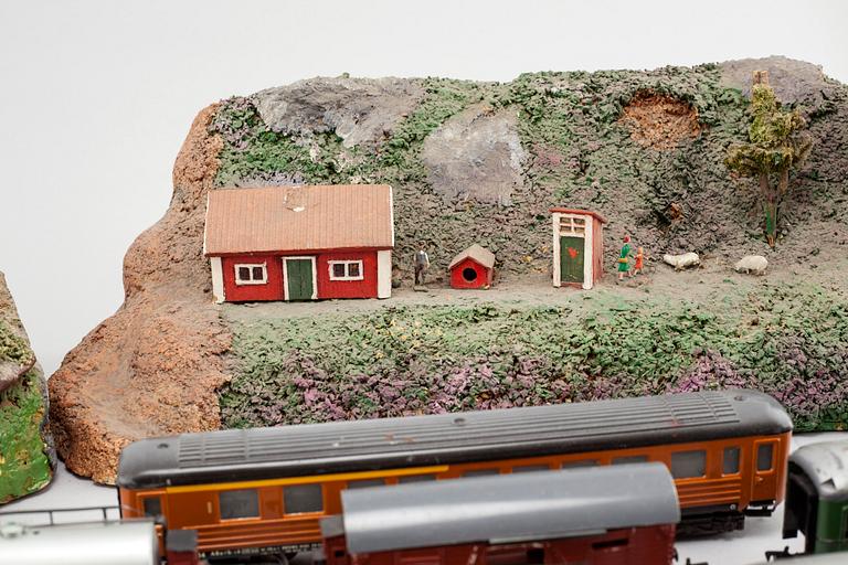 A model train set with accessories, partly Fleischmann, second half of the 20th century.