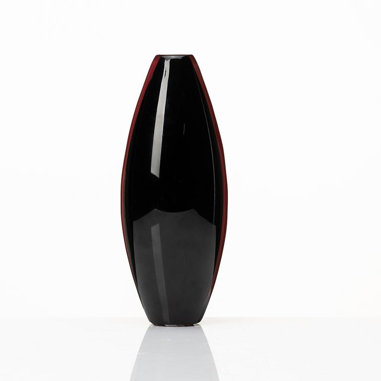 Matz Borgström, a glass vase, Orrefors, Sweden 1989.