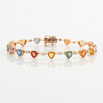 Bracelet with heart-shaped multicolored sapphires and brilliant-cut diamonds.