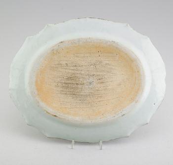 STEKFAT, porslin, Kina, 1700-tal.