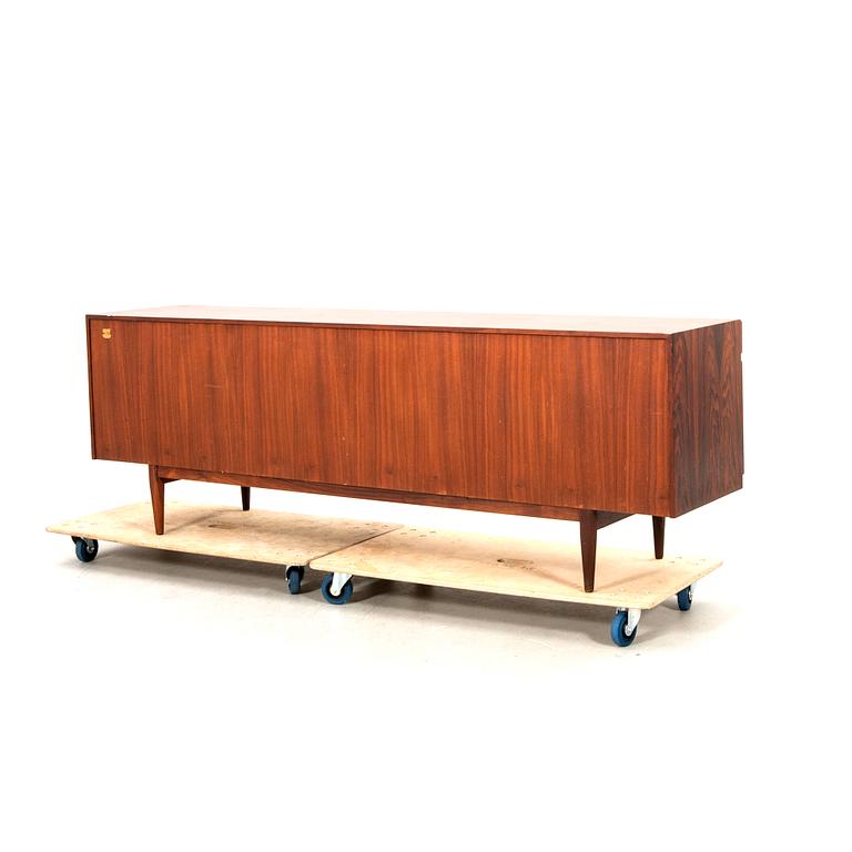 Ib Kofod Larsen, sideboard, modell "FA-66", Faarup Møbelfabrik, Danmark 1960/70-tal.