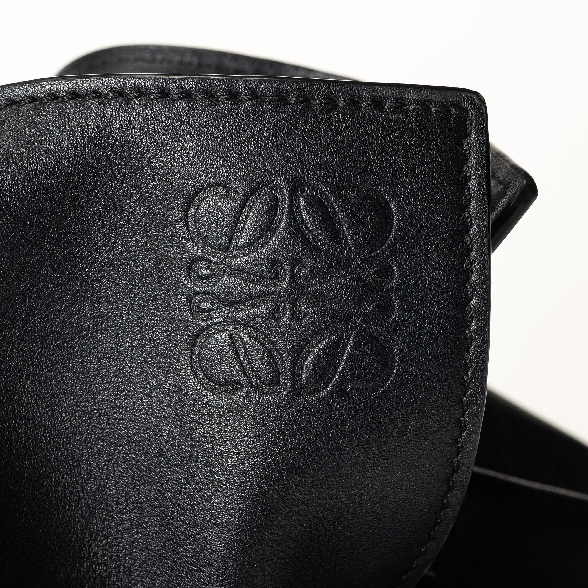 Loewe, bag, "Flamenco".