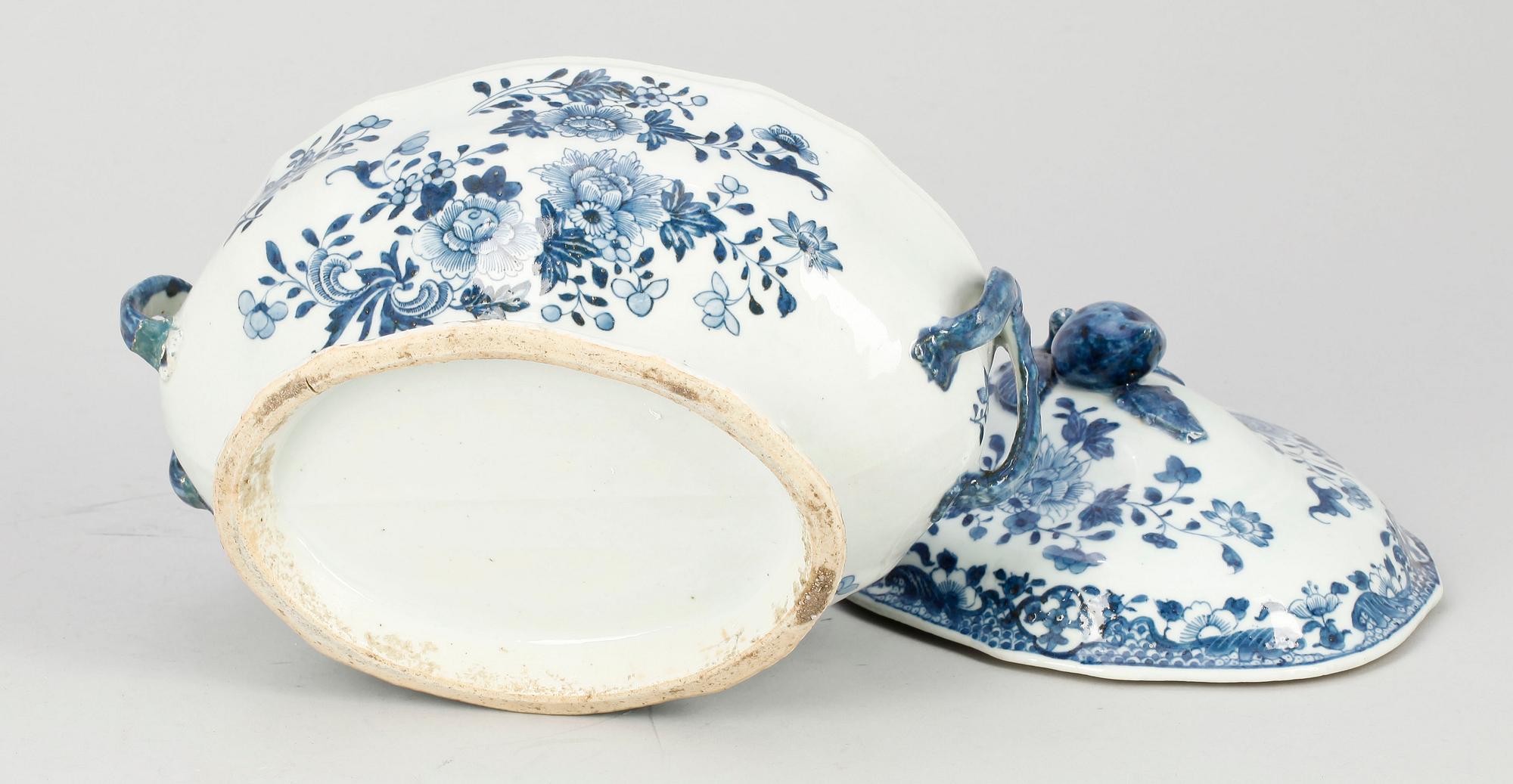 TERRIN, porslin, Kina, 1700-tal.