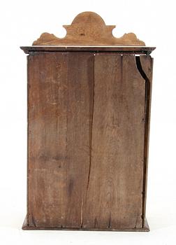 HÄNGSKÅP, jugend, 1900-talets början.