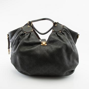 Louis Vuitton,.