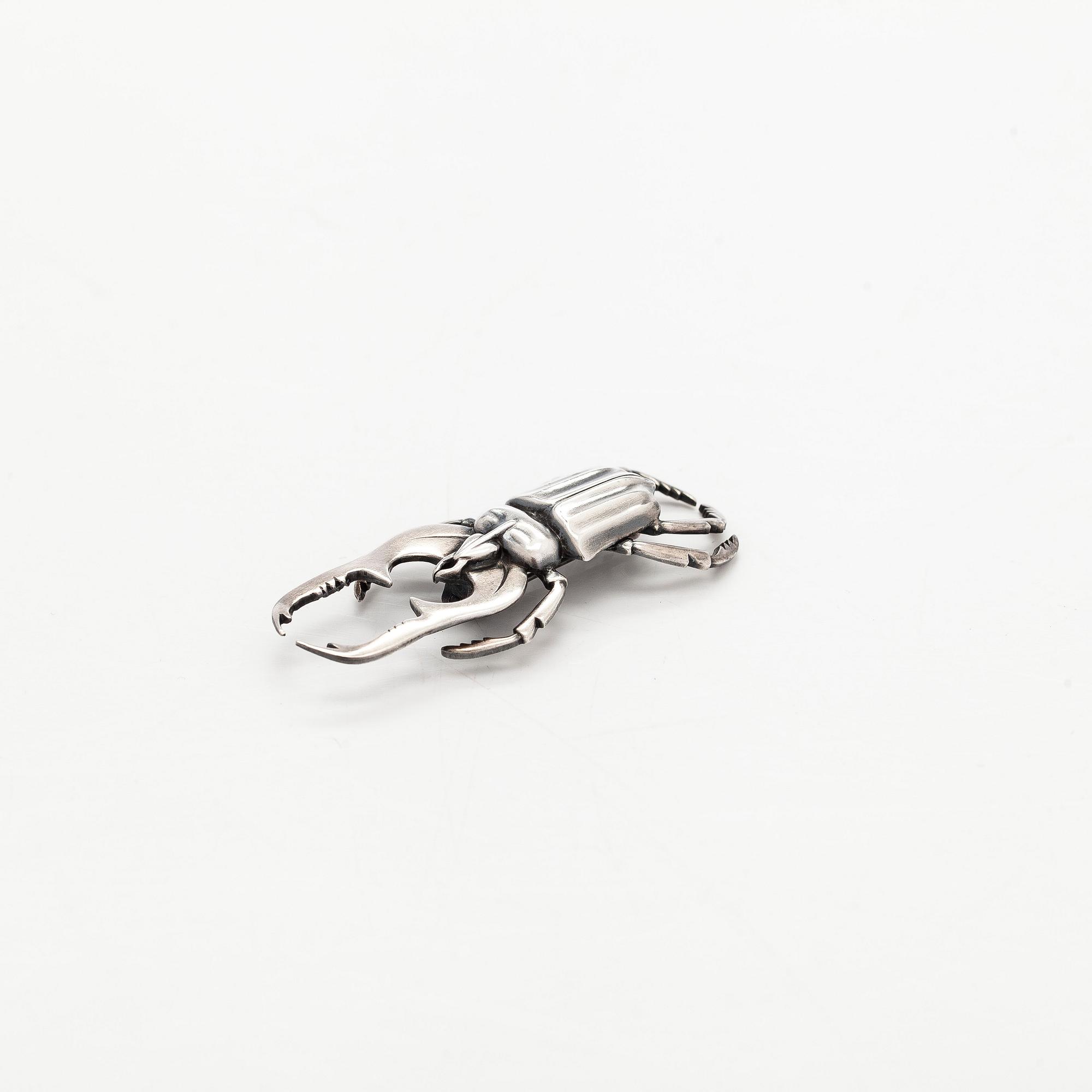 Brosch, skalbagge, silver, A. Tillander, Helsingfors 1953.