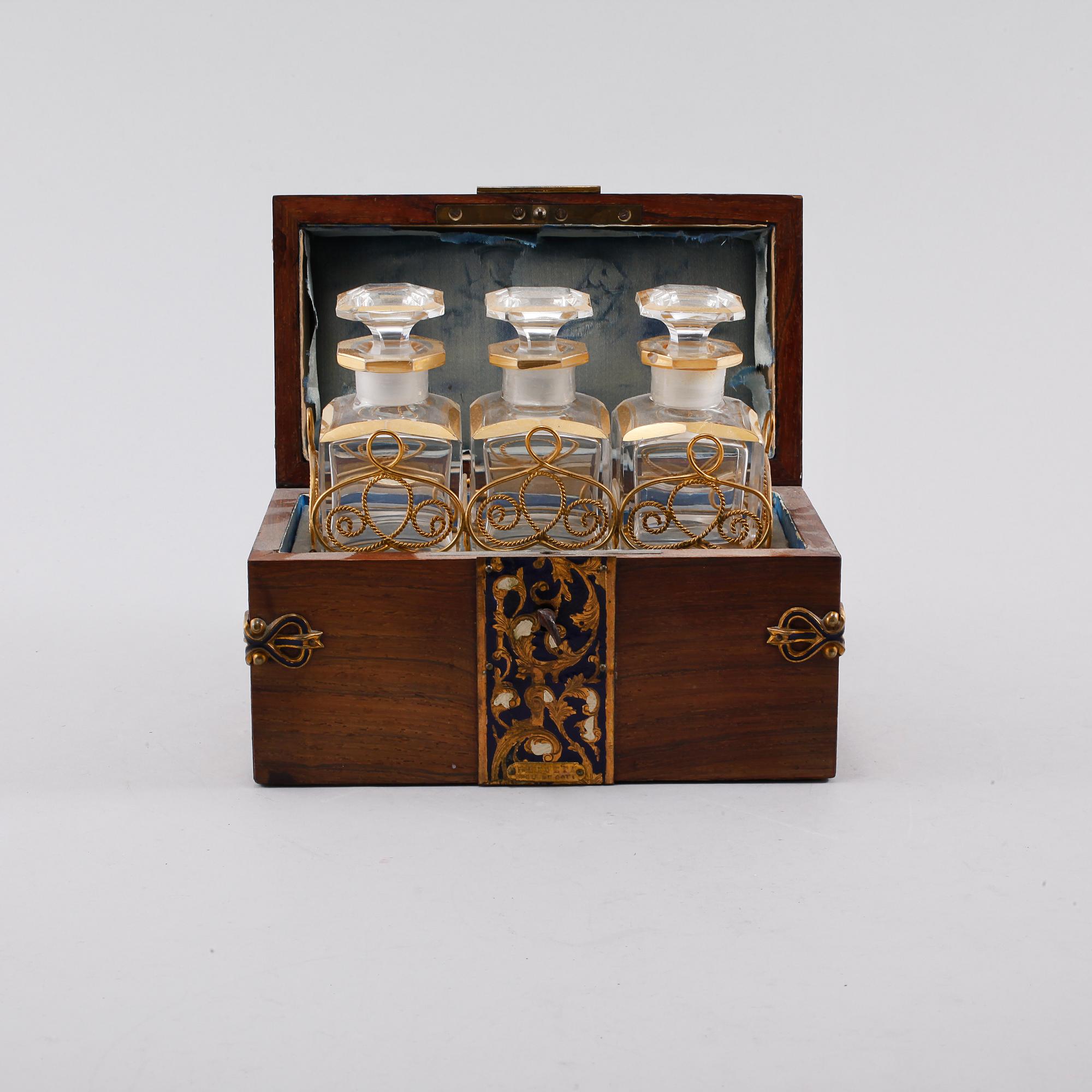 FLASKSCHATULL, troligen Frankrike, 1800-talets slut.