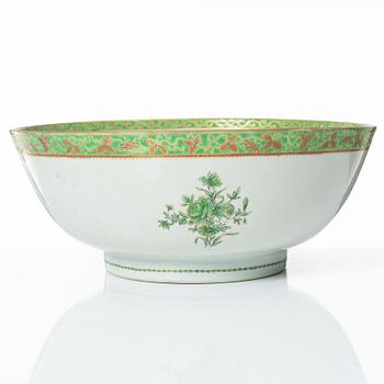 Bålskål, kompaniporslin, Qingdynastin, Qianlong (1736-95).