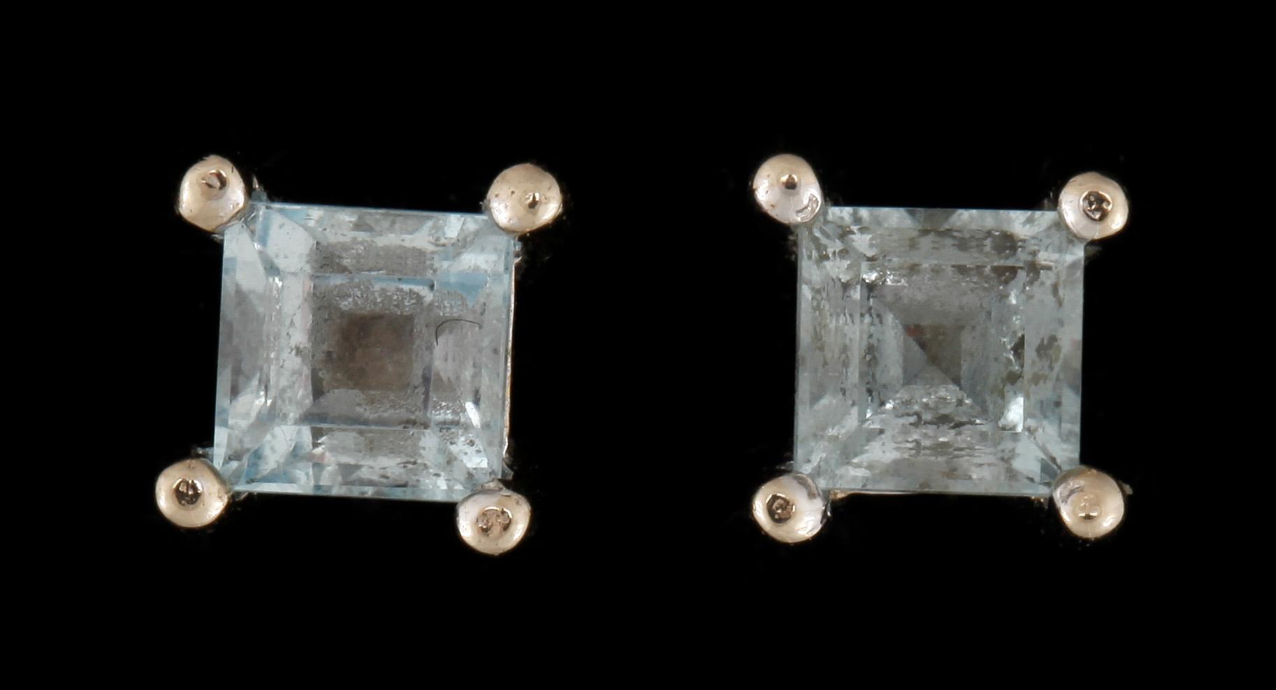 PARTI SMYCKEN, 3 delar + ett par,  14k och 18k vit- och rött guld med briljantslipad diamant ca0,16ct. Totalvikt 9,7g.