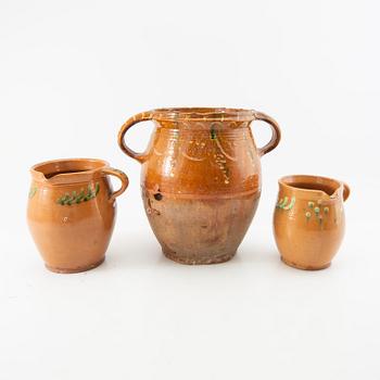 Jug, spill bowl and bowls 11 dl Skåne 20th century glazed earthenware.