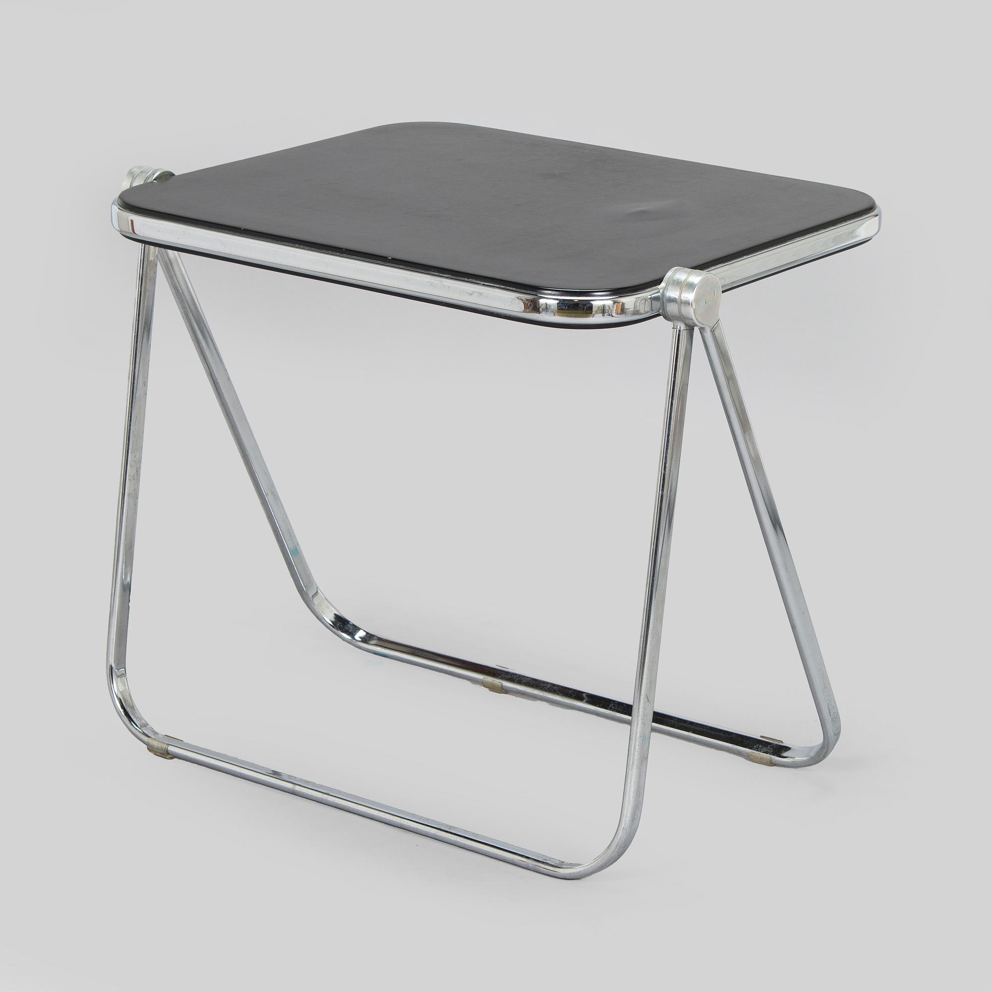 Giancarlo Piretti, pöytä, "Platone", Castelli, Italia, 1960/70-luku.
