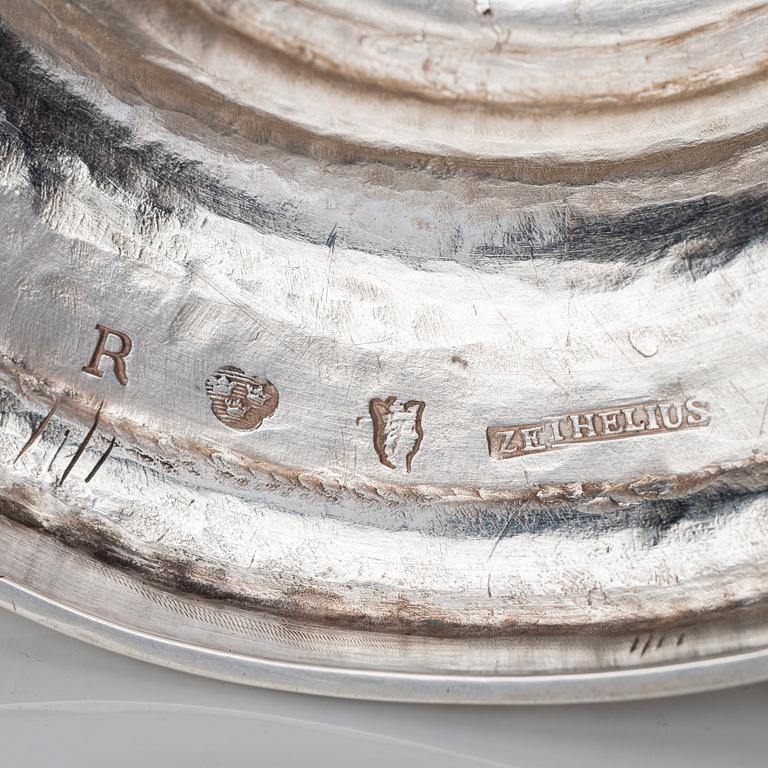 Pehr Zethelius, ljusstakar, ett par, silver, Stockholm 1775. Rokoko.