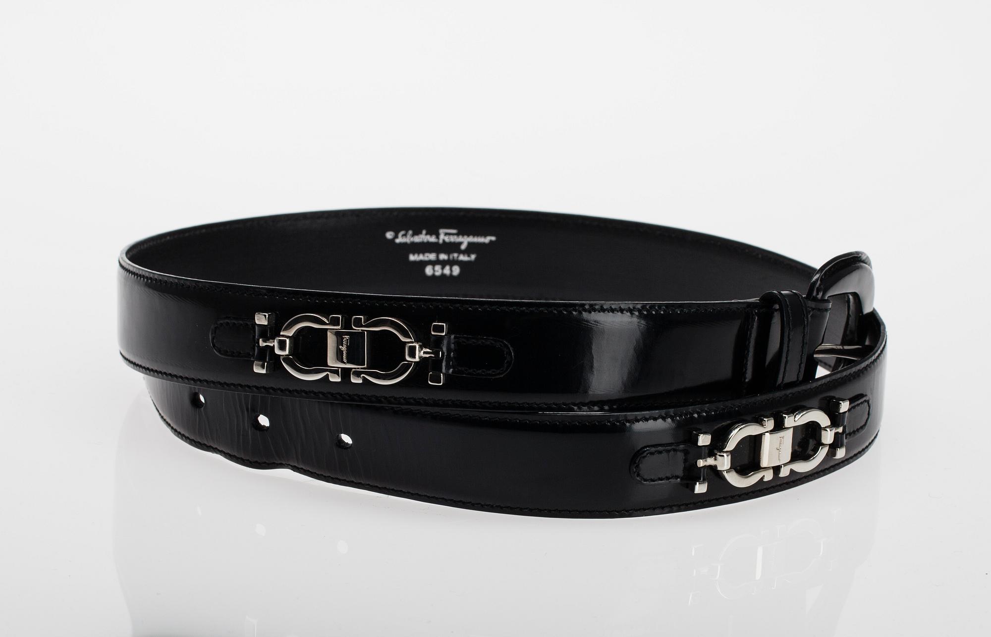 SKÄRP, 3 stycken, Salvatore Ferragamo, Etienne Aigner och Michael Kors.