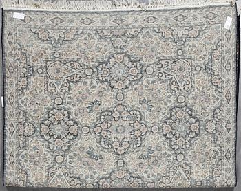 MATTA, möjl Kirman, ca 294 x 199cm.
