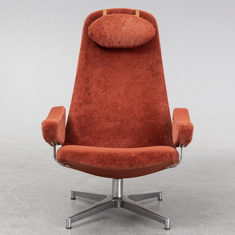 ALF SVENSSON, a 'Contourette Roto' easy chair from Dux.