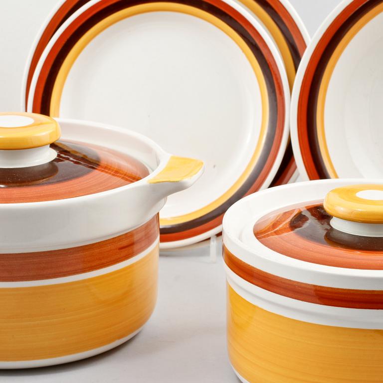 MATSERVIS, "Fokus", 63 delar, porslin, Carl-Harry Stålhane, Rörstrand, 1970-tal.